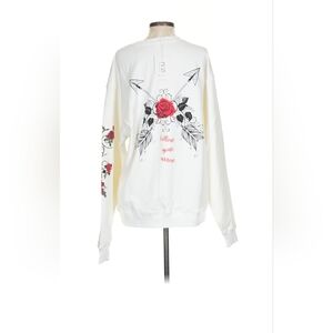 Two To Five Sweatshirt Size Small